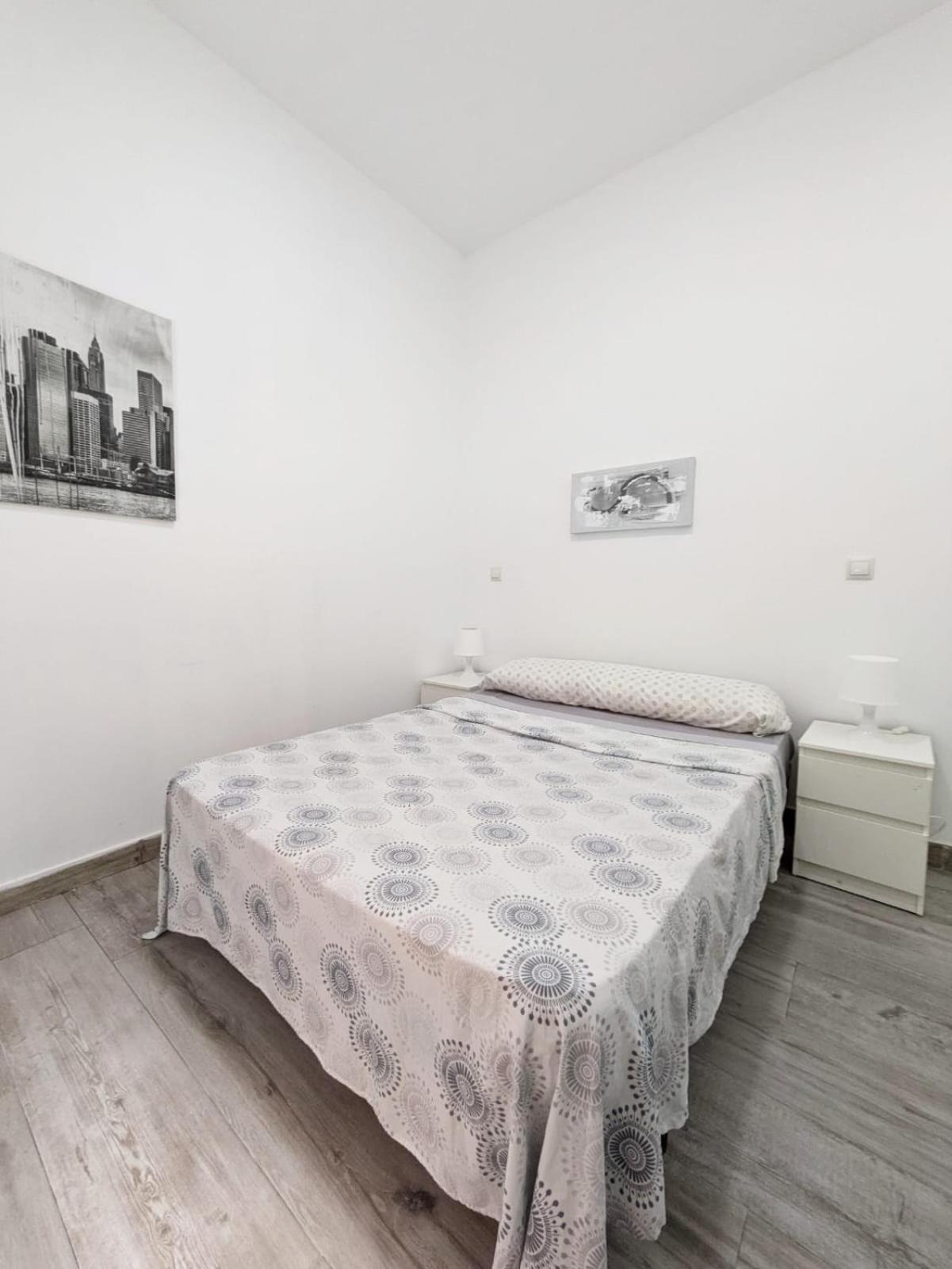 Madrid Apartaments Kültér fotó