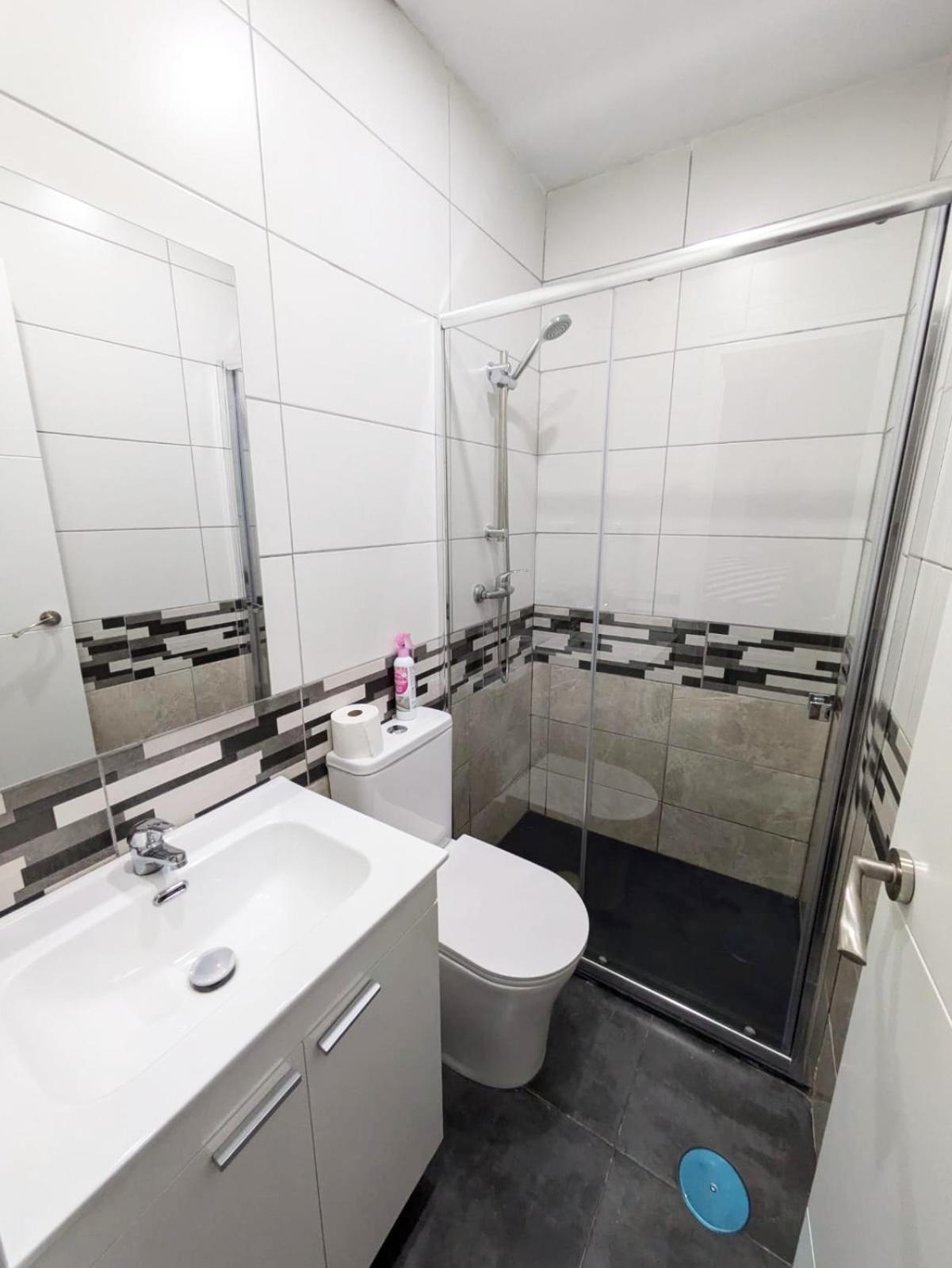 Madrid Apartaments Kültér fotó